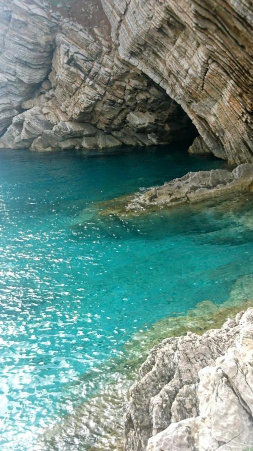 Апартаменти Petrovac Bay Monte Екстер'єр фото